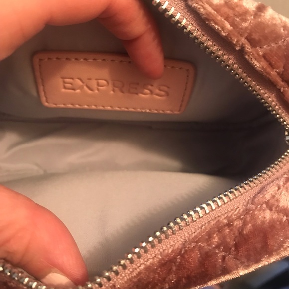 Express blush velvet mini shoulder bag - Picture 4 of 5